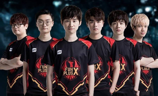 太阳报：水晶宫球迷不满欧足联不公决定，将发起