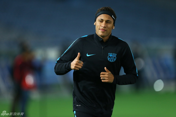 持球引重防 持球引重防